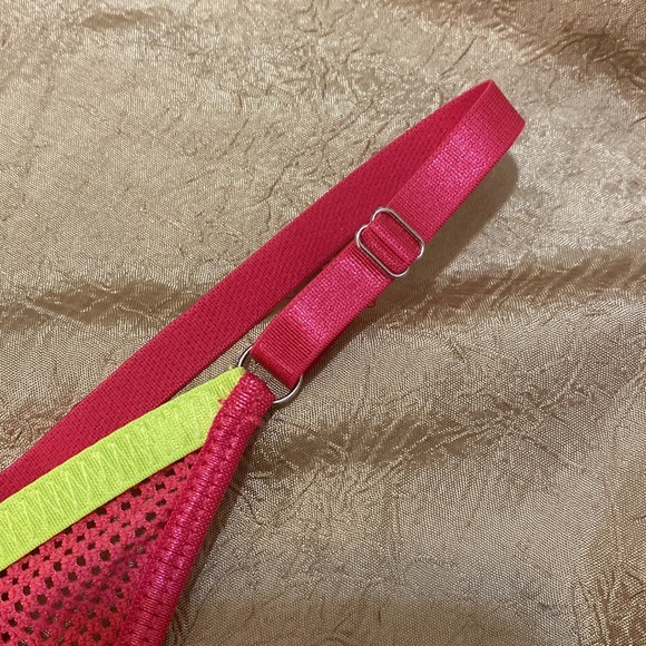 Matching Bra & Thongs. SZ L - Picture 8 of 9